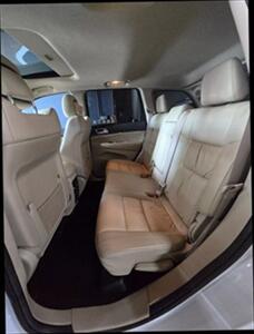 2014 Jeep Grand Cherokee Limited Sport Utility 4D   - Photo 18 - Chicago, IL 60641