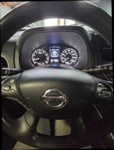 2015 Nissan Pathfinder SL Sport Utility 4D   - Photo 16 - Chicago, IL 60641