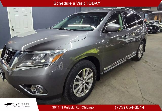 2015 Nissan Pathfinder SL Sport Utility 4D - Photo 1 - Chicago, IL 60641