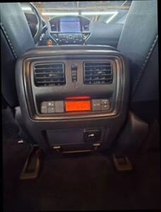 2015 Nissan Pathfinder SL Sport Utility 4D   - Photo 19 - Chicago, IL 60641