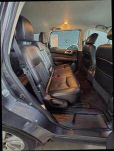 2015 Nissan Pathfinder SL Sport Utility 4D   - Photo 21 - Chicago, IL 60641