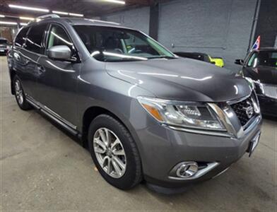 2015 Nissan Pathfinder SL Sport Utility 4D   - Photo 2 - Chicago, IL 60641