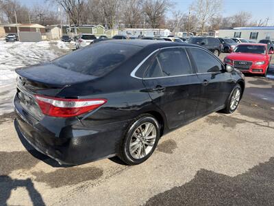 2017 Toyota Camry SE   - Photo 7 - Indianapolis, IN 46226