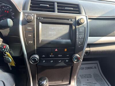 2017 Toyota Camry SE   - Photo 18 - Indianapolis, IN 46226