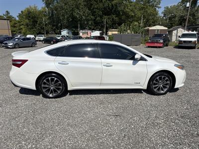 2016 Toyota Avalon Hybrid XLE Plus - Photo 8 - Indianapolis, IN 46226