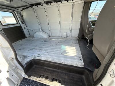 2010 Chevrolet Express 2500 - Photo 10 - Indianapolis, IN 46226
