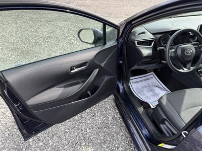 2021 Toyota Corolla LE   - Photo 15 - Indianapolis, IN 46226