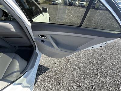 2007 Toyota Camry Hybrid   - Photo 11 - Indianapolis, IN 46226