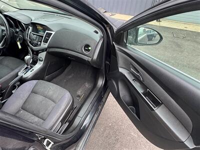 2013 Chevrolet Cruze 1LT Auto   - Photo 15 - Indianapolis, IN 46226
