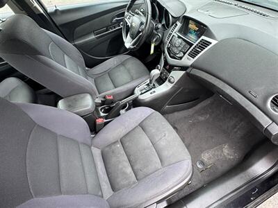 2013 Chevrolet Cruze 1LT Auto   - Photo 16 - Indianapolis, IN 46226