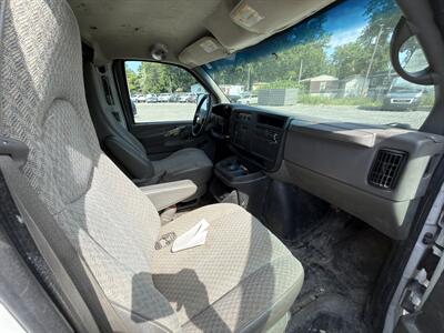 2006 Chevrolet Express 3500   - Photo 9 - Indianapolis, IN 46226