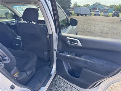 2015 Nissan Pathfinder S   - Photo 13 - Indianapolis, IN 46226