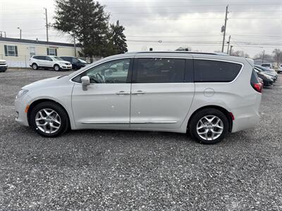 2019 Chrysler Pacifica Touring L Plus   - Photo 4 - Indianapolis, IN 46226