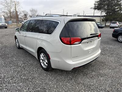 2019 Chrysler Pacifica Touring L Plus   - Photo 5 - Indianapolis, IN 46226