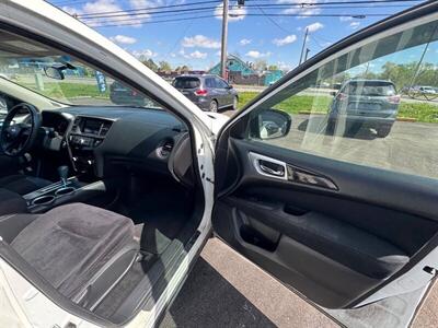 2016 Nissan Pathfinder S   - Photo 18 - Indianapolis, IN 46226