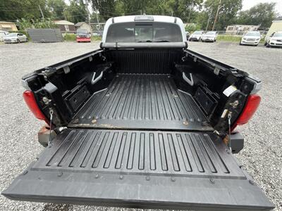 2018 Toyota Tacoma SR V6   - Photo 13 - Indianapolis, IN 46226