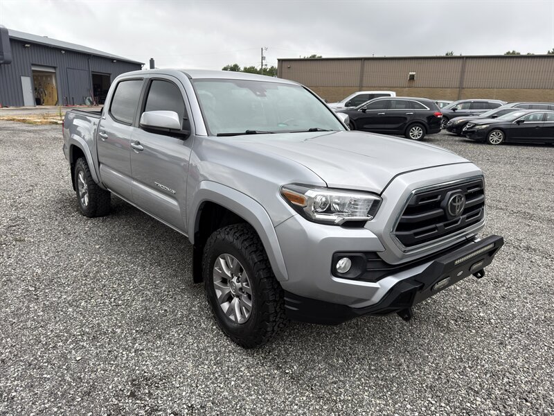 2018 Toyota Tacoma SR V6  