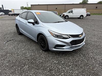 2017 Chevrolet Cruze LS Auto   - Photo 1 - Indianapolis, IN 46226