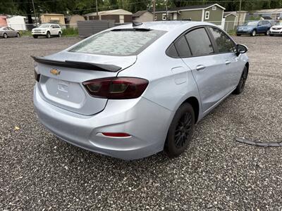 2017 Chevrolet Cruze LS Auto   - Photo 7 - Indianapolis, IN 46226