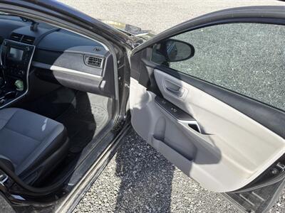 2016 Toyota Camry LE   - Photo 9 - Indianapolis, IN 46226