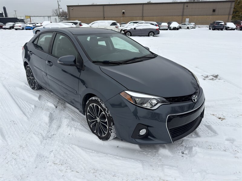 2015 Toyota Corolla S   - Photo 1 - Indianapolis, IN 46226