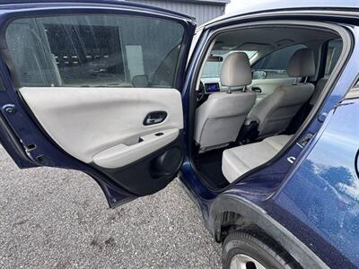 2017 Honda HR-V LX   - Photo 17 - Indianapolis, IN 46226