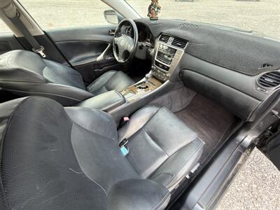 2009 Lexus IS 250   - Photo 10 - Indianapolis, IN 46226