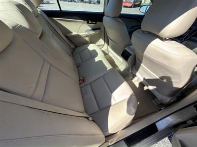 2014 Toyota Camry Hybrid XLE - Photo 12 - Indianapolis, IN 46226
