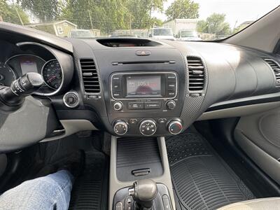 2014 Kia Forte EX   - Photo 13 - Indianapolis, IN 46226