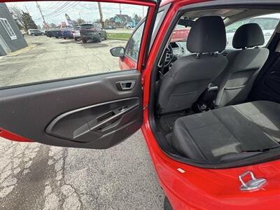 2015 Ford Fiesta SE   - Photo 15 - Indianapolis, IN 46226