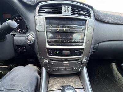 2010 Lexus IS 250C   - Photo 16 - Indianapolis, IN 46226