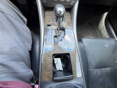 2010 Lexus IS 250C   - Photo 17 - Indianapolis, IN 46226