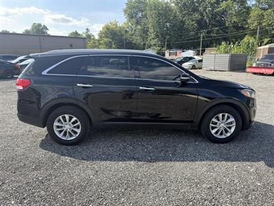 2016 Kia Sorento L - Photo 8 - Indianapolis, IN 46226