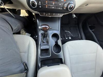 2016 Kia Sorento L - Photo 20 - Indianapolis, IN 46226