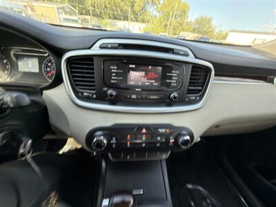 2016 Kia Sorento L - Photo 19 - Indianapolis, IN 46226