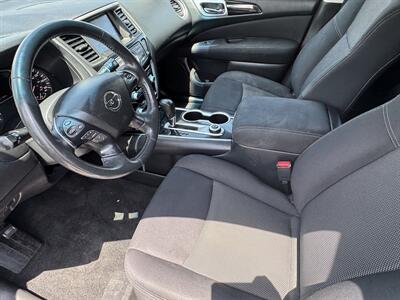 2017 Nissan Pathfinder S   - Photo 10 - Indianapolis, IN 46226