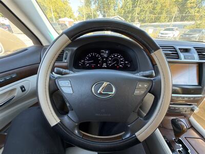 2010 Lexus LS 460   - Photo 17 - Indianapolis, IN 46226