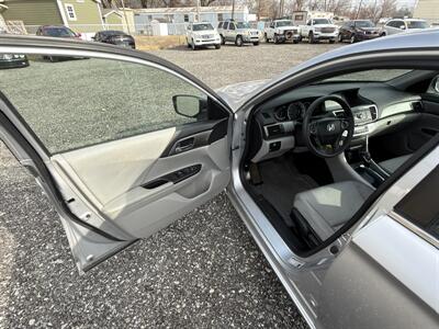 2015 Honda Accord LX   - Photo 15 - Indianapolis, IN 46226