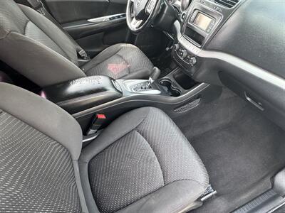 2015 Dodge Journey American Value Package   - Photo 10 - Indianapolis, IN 46226