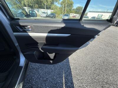 2014 Subaru Outback 2.5i   - Photo 11 - Indianapolis, IN 46226
