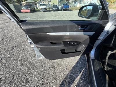 2014 Subaru Outback 2.5i   - Photo 16 - Indianapolis, IN 46226