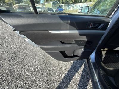 2014 Subaru Outback 2.5i   - Photo 14 - Indianapolis, IN 46226