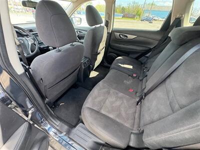 2016 Nissan Rogue SV   - Photo 12 - Indianapolis, IN 46226