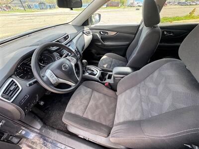 2016 Nissan Rogue SV   - Photo 13 - Indianapolis, IN 46226