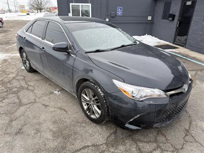 2015 Toyota Camry SE   - Photo 1 - Indianapolis, IN 46226