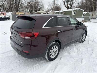 2019 Kia Sorento LX - Photo 12 - Indianapolis, IN 46226