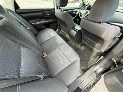 2016 Nissan Altima 2.5 - Photo 11 - Indianapolis, IN 46226