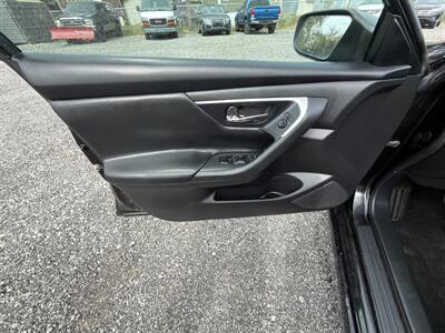 2016 Nissan Altima 2.5 - Photo 14 - Indianapolis, IN 46226
