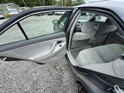2007 Toyota Camry LE - Photo 13 - Indianapolis, IN 46226