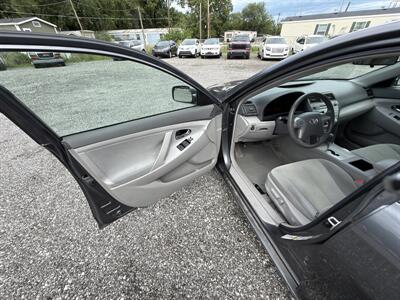 2007 Toyota Camry LE - Photo 15 - Indianapolis, IN 46226